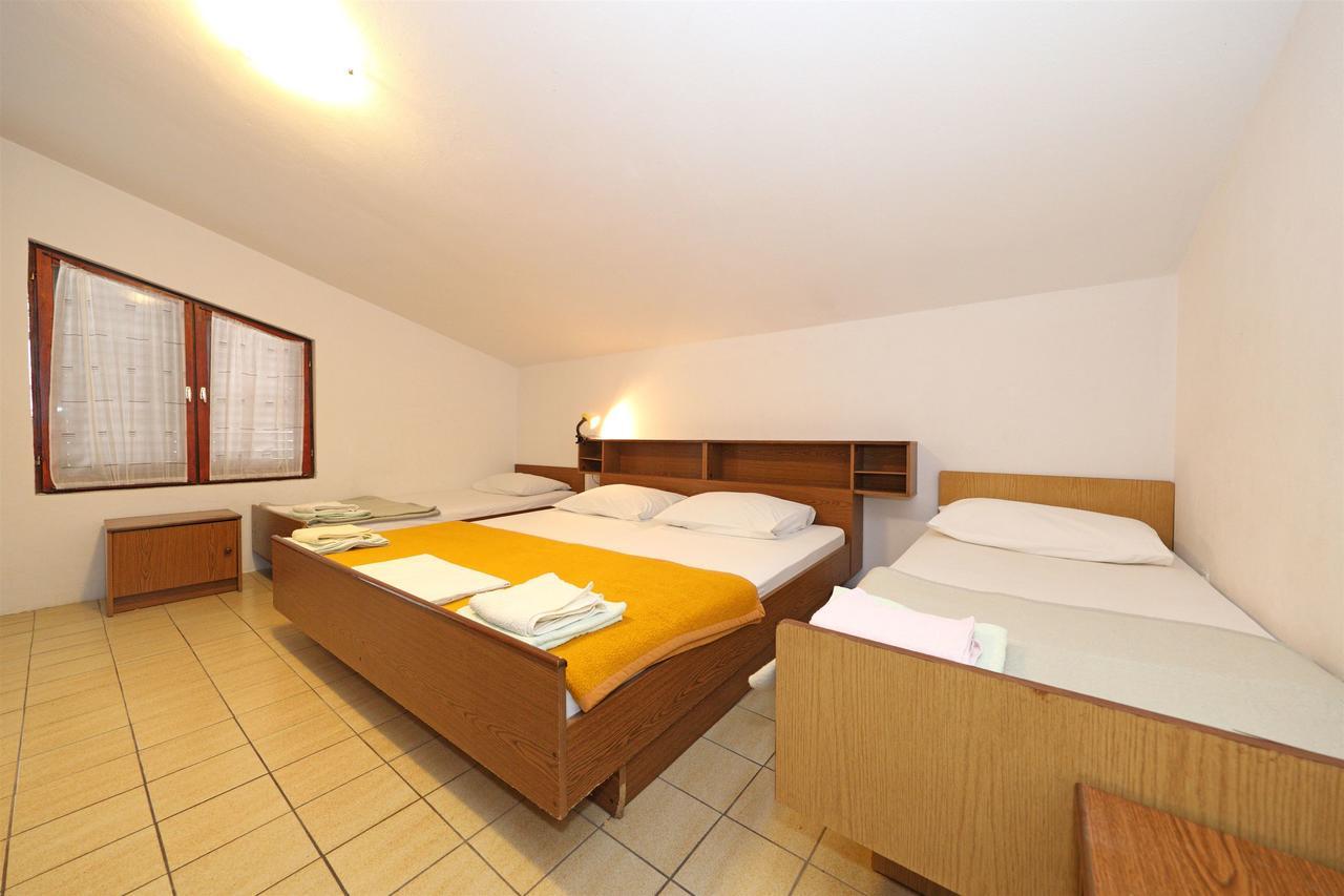 Rooms Jeriko Vodice Buitenkant foto