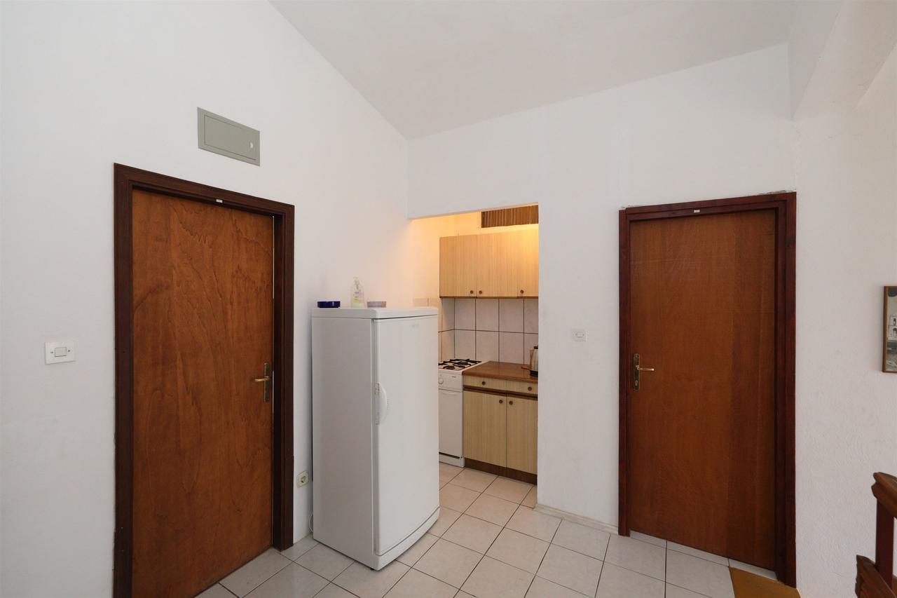 Rooms Jeriko Vodice Buitenkant foto